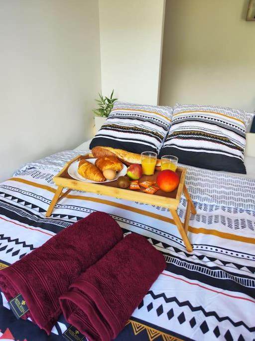 Peaceful Cocoon Apartment Chatou Bagian luar foto